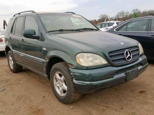 4JGAB54E7YA214583 - 2000 MERCEDES-BENZ ML 320 GREEN photo 1