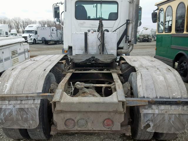 1M1AK06Y46N007492 - 2006 MACK 600 CXN600 WHITE photo 9