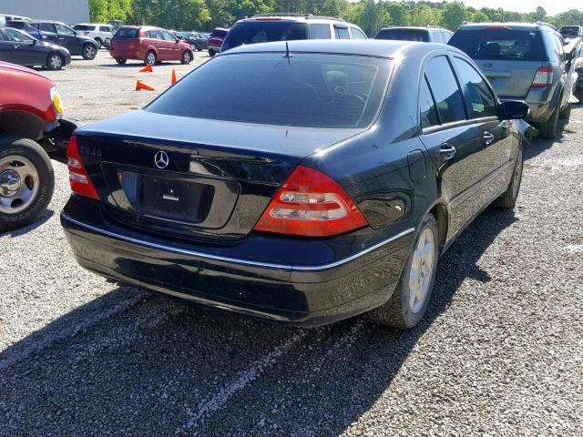 WDBRF61J63F293175 - 2003 MERCEDES-BENZ C 240 BLACK photo 4