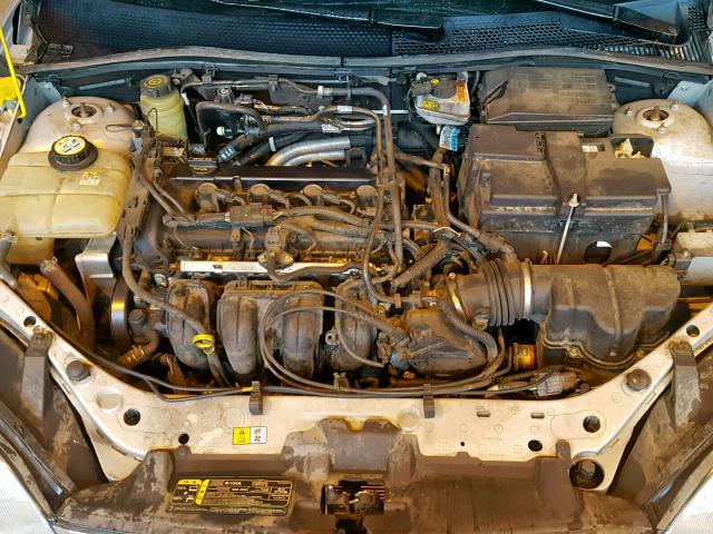 1FAFP34N66W135069 - 2006 FORD FOCUS ZX4 SILVER photo 7