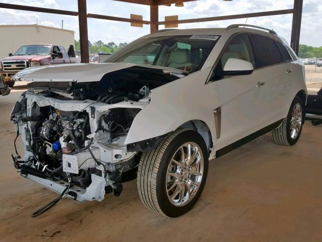 3GYFNDE30DS656021 - 2013 CADILLAC SRX PERFOR WHITE photo 2