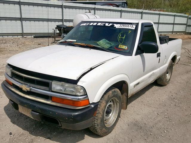 1GCCS145328261842 - 2002 CHEVROLET S TRUCK S1 WHITE photo 2