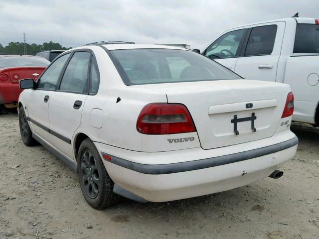 YV1VS2550YF520993 - 2000 VOLVO S40 WHITE photo 3