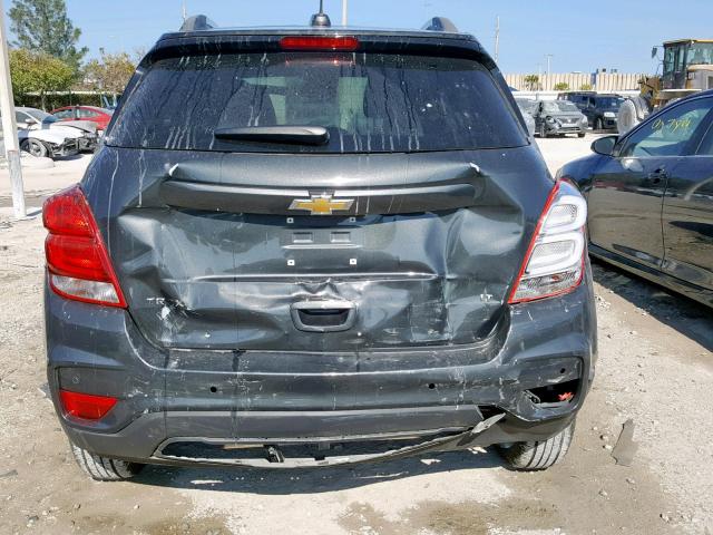 3GNCJLSB5JL196684 - 2018 CHEVROLET TRAX 1LT GRAY photo 9