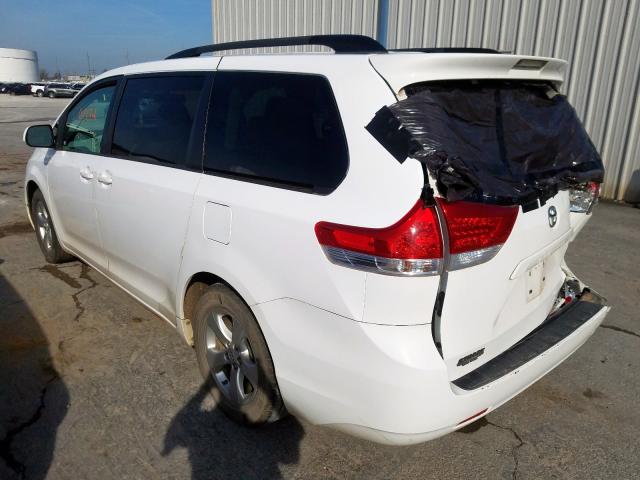 5TDKK3DC6BS142006 - 2011 TOYOTA SIENNA LE  photo 3