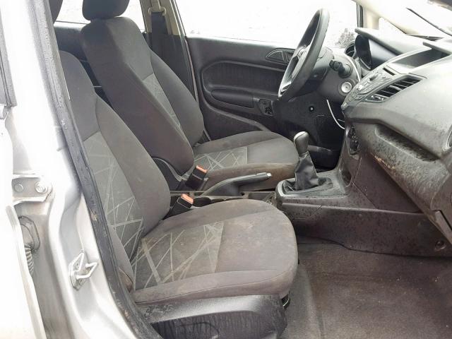 3FADP4TJ4EM130723 - 2014 FORD FIESTA S SILVER photo 5