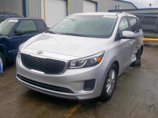 KNDMB5C16G6131681 - 2016 KIA SEDONA LX SILVER photo 2