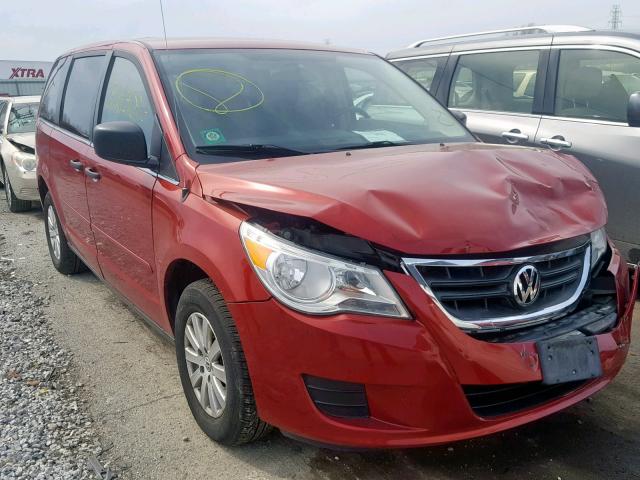 2V8HW44179R542960 - 2009 VOLKSWAGEN ROUTAN S RED photo 1