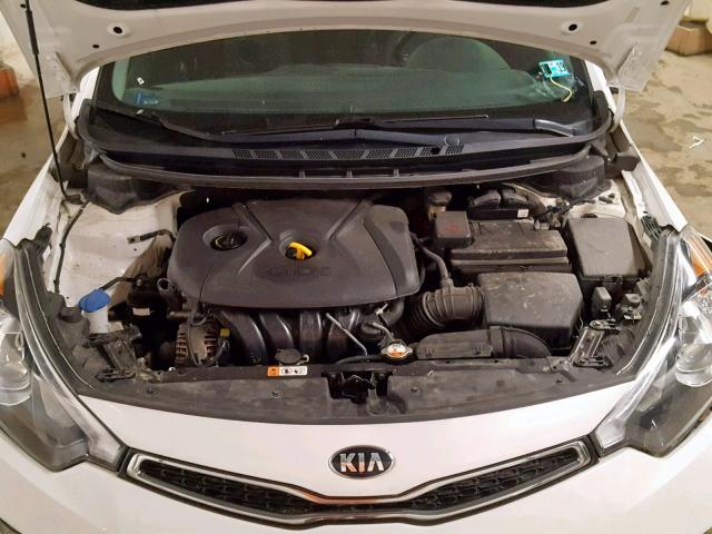 KNAFX6A83E5239286 - 2014 KIA FORTE EX WHITE photo 7