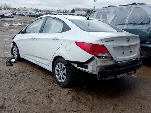 KMHCT4AEXGU979367 - 2016 HYUNDAI ACCENT SE WHITE photo 3