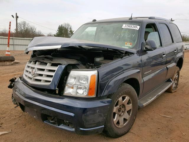 1GYEK63N74R271451 - 2004 CADILLAC ESCALADE L BLUE photo 2