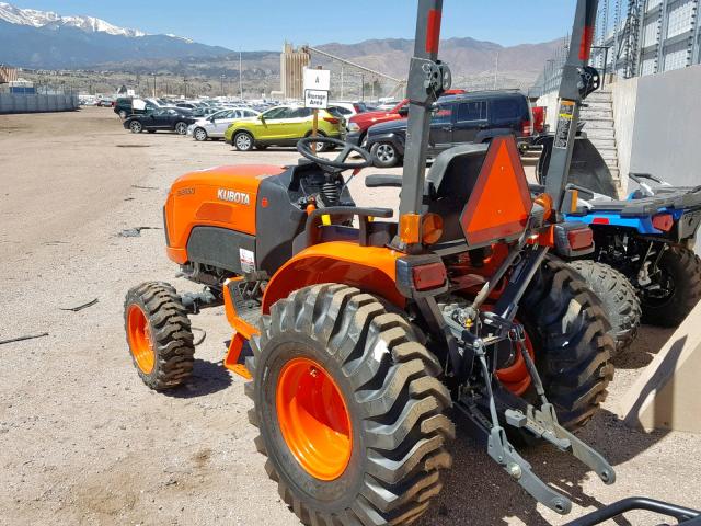 B2650HSD69247 - 2018 KUTA TRACTOR ORANGE photo 3