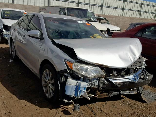 4T1BD1FK0EU117438 - 2014 TOYOTA CAMRY HYBR SILVER photo 1