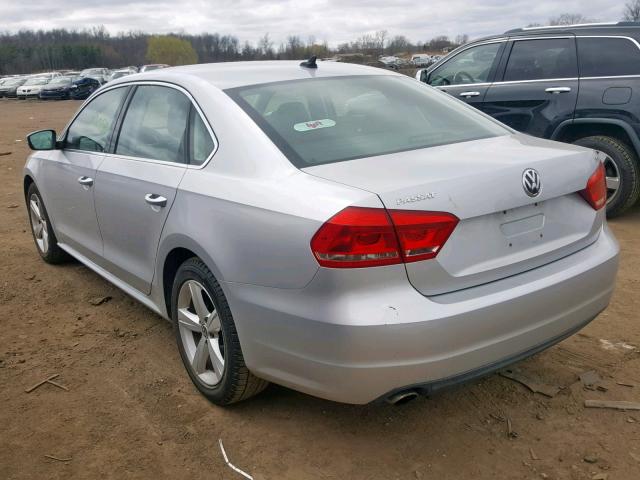 1VWBP7A37DC028711 - 2013 VOLKSWAGEN PASSAT SE SILVER photo 3