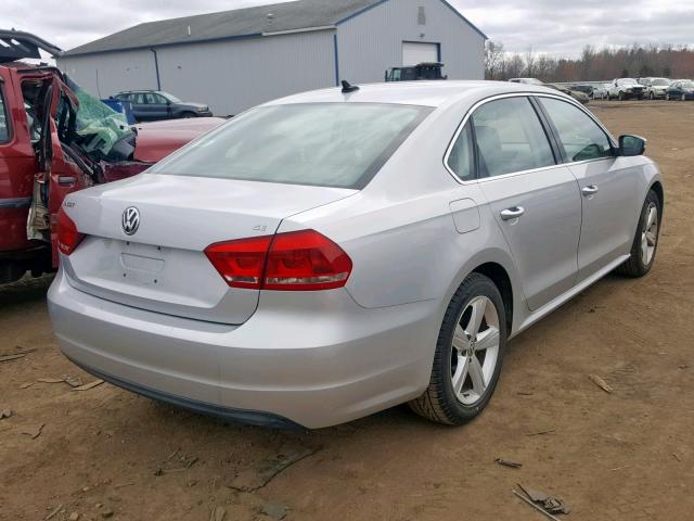 1VWBP7A37DC028711 - 2013 VOLKSWAGEN PASSAT SE SILVER photo 4