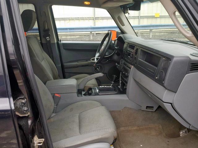 1J8HG48K86C233197 - 2006 JEEP COMMANDER BLACK photo 5