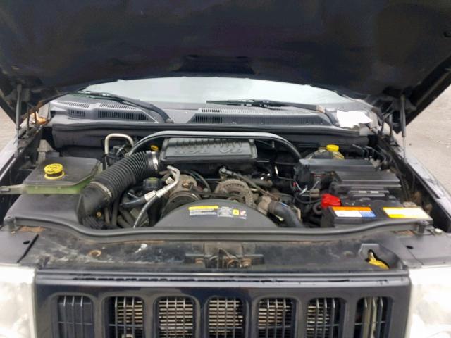 1J8HG48K86C233197 - 2006 JEEP COMMANDER BLACK photo 7