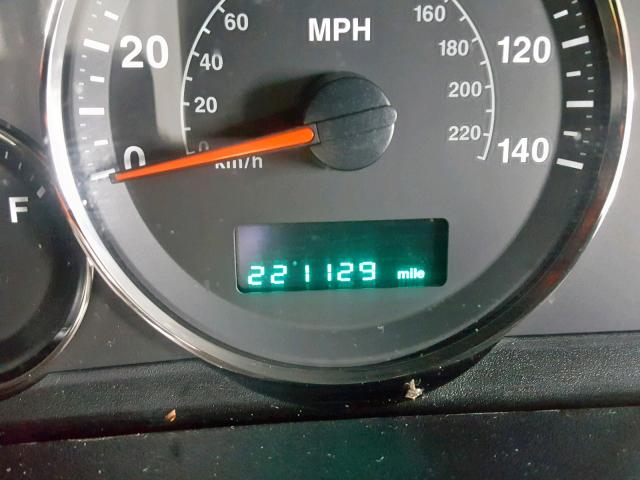 1J8HG48K86C233197 - 2006 JEEP COMMANDER BLACK photo 8