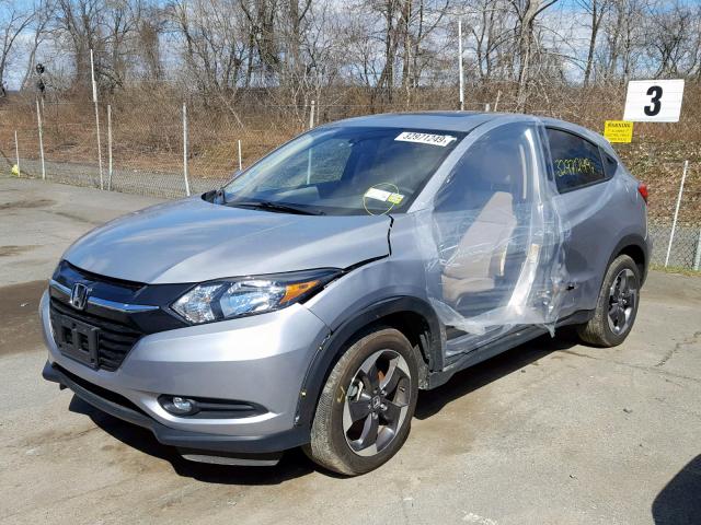 3CZRU6H52JM711951 - 2018 HONDA HR-V EX SILVER photo 2