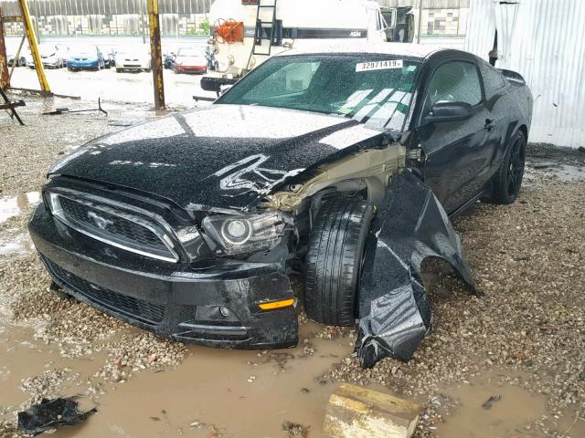 1ZVBP8AM4E5254967 - 2014 FORD MUSTANG BLACK photo 2