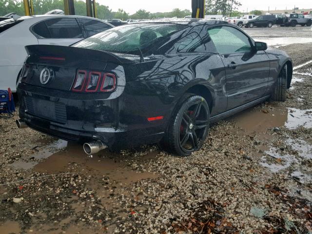 1ZVBP8AM4E5254967 - 2014 FORD MUSTANG BLACK photo 4