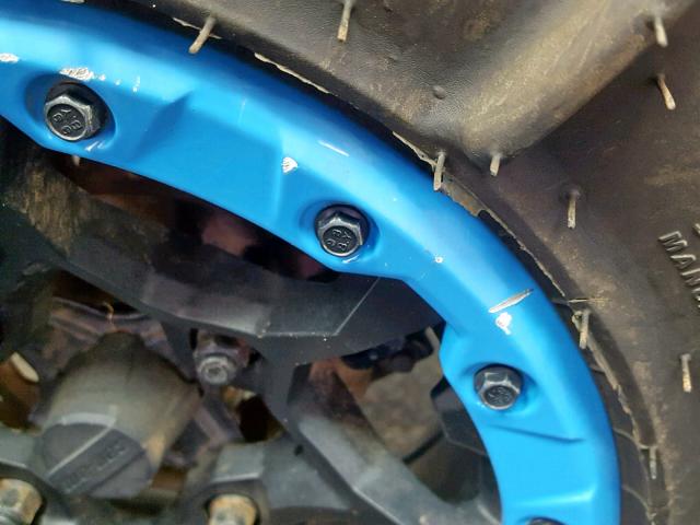 3JBMWAX22GJ000820 - 2016 CAN-AM RENEGADE X 银色 照片 17