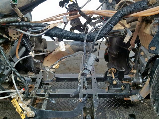 3JBMWAX22GJ000820 - 2016 CAN-AM RENEGADE X 银色 照片 5