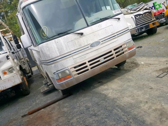 1FCLF53S220A06195 - 2002 FORD OTHER WHITE photo 9