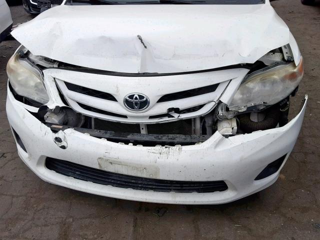JTDBU4EEXBJ105344 - 2011 TOYOTA COROLLA BA WHITE photo 7