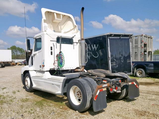 1FUBA8A872PJ88401 - 2002 FREIGHTLINER CONVENTION WHITE photo 3