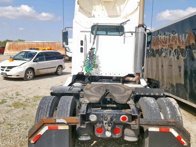 1FUBA8A872PJ88401 - 2002 FREIGHTLINER CONVENTION WHITE photo 6