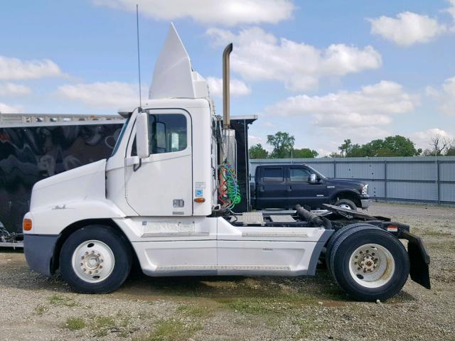 1FUBA8A872PJ88401 - 2002 FREIGHTLINER CONVENTION WHITE photo 9