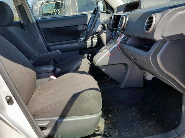 JTLKE50E781008562 - 2008 TOYOTA SCION XB 银色 照片 5