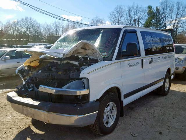 1GNFH15T061231826 - 2006 CHEVROLET EXPRESS G1 WHITE photo 1