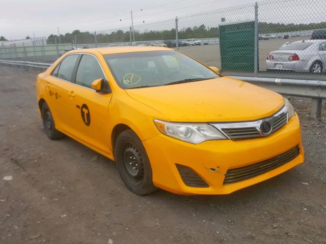 4T1BD1FK5DU081227 - 2013 TOYOTA CAMRY HYBR YELLOW photo 1