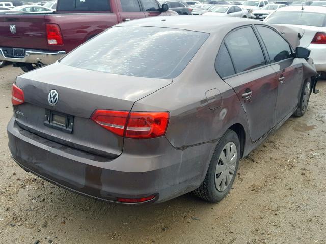 3VW2K7AJ5FM289298 - 2015 VOLKSWAGEN JETTA BASE BROWN photo 4