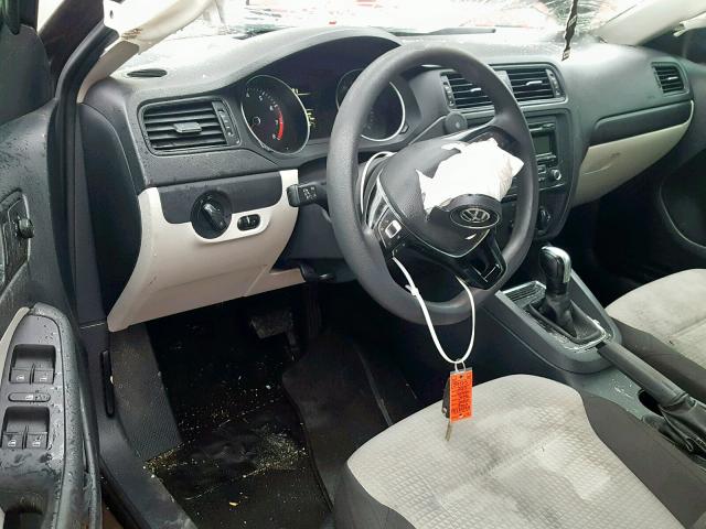 3VW2K7AJ5FM289298 - 2015 VOLKSWAGEN JETTA BASE BROWN photo 9