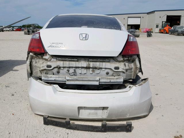 1HGCS12398A003667 - 2008 HONDA ACCORD LX- WHITE photo 9