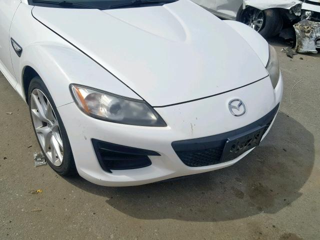 JM1FE17MX90401546 - 2009 MAZDA RX8 WHITE photo 9