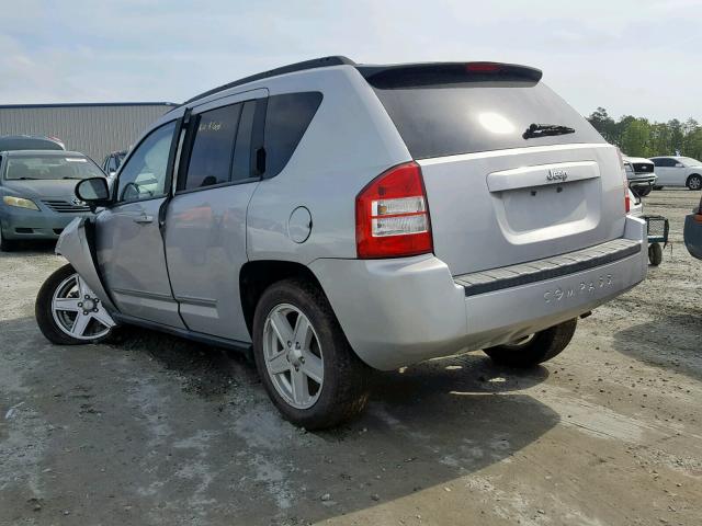 1J4NT4FB0AD578911 - 2010 JEEP COMPASS SP 银色 照片 3