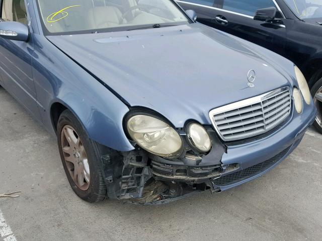 WDBUF65J44A606047 - 2004 MERCEDES-BENZ E 320 BLUE photo 9