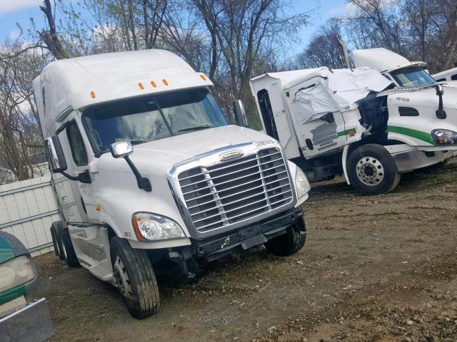 3AKJGLDV1ESFF8013 - 2014 FREIGHTLINER CASCADIA 1 WHITE photo 1