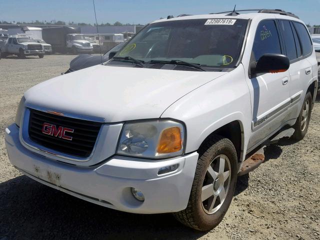 1GKDT13SX52319403 - 2005 GMC ENVOY WHITE photo 2