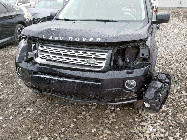 SALFR2BG9EH415633 - 2014 LAND ROVER LR2 HSE BLACK photo 9