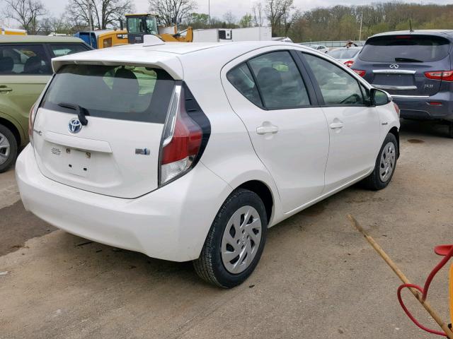 JTDKDTB3XG1131270 - 2016 TOYOTA PRIUS C WHITE photo 4