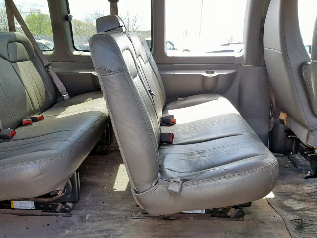 1GNZGXFA1D1156485 - 2013 CHEVROLET EXPRESS G3 WHITE photo 6