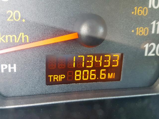 1G8AZ52F13Z100577 - 2003 SATURN ION LEVEL SILVER photo 8