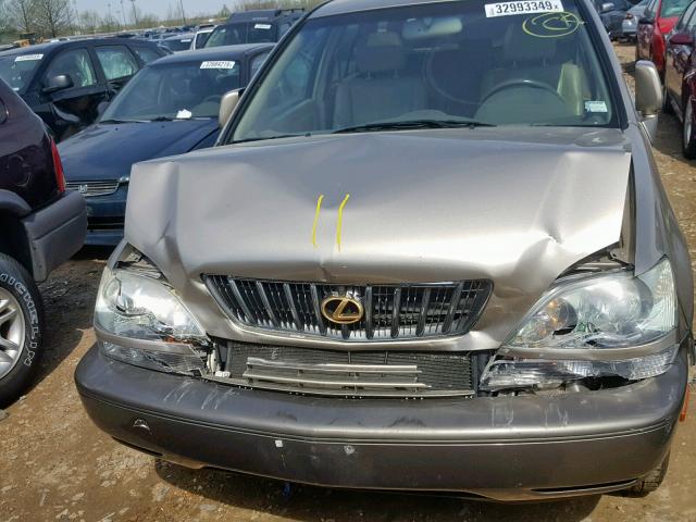 JTJHF10U110183269 - 2001 LEXUS RX 300 GOLD photo 7