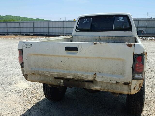 4TARN01P8NZ030012 - 1992 TOYOTA PICKUP 1/2 WHITE photo 6