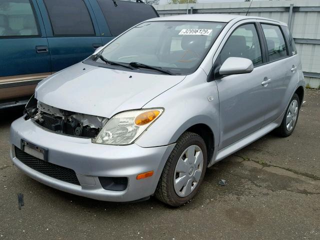 JTKKT604760172209 - 2006 TOYOTA SCION XA SILVER photo 2